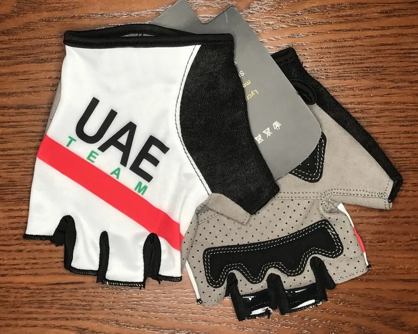 2020 UAE 팀 스포츠 하프 핑거 사이클링 저지 장 - Mountain Biking Uae 리뷰 및 가격